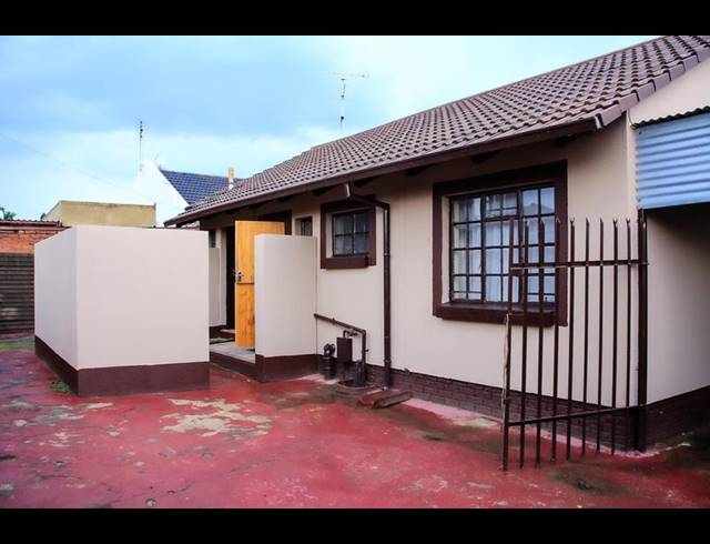 3 BEDROOM PROPERTY TO RENT IN ELANDSPOORT